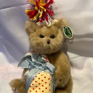 The Bearington Collection Beary Happy Birthday 12”Teddy Bear, NWT Rare Plush